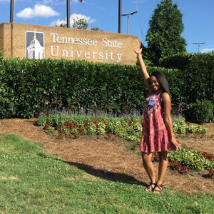 Meet your Posher, Karia